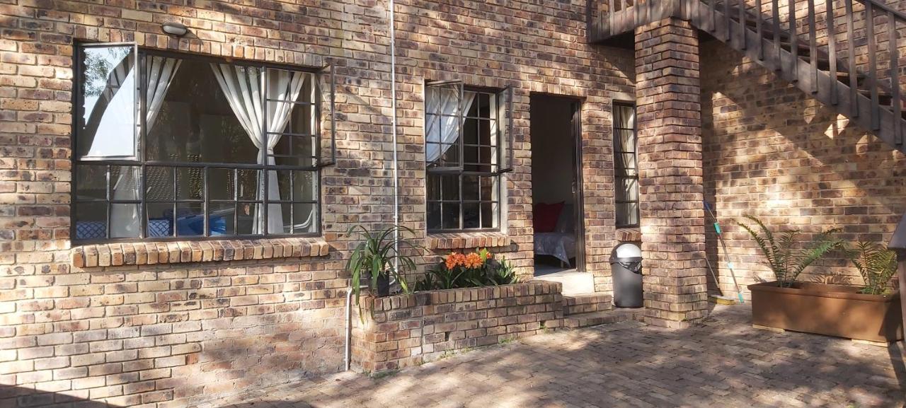 13 @ Rhinoroad Nelspruit Apartment Mbombela ภายนอก รูปภาพ