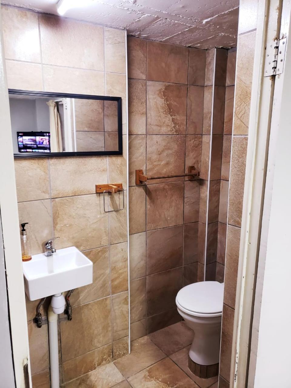 13 @ Rhinoroad Nelspruit Apartment Mbombela ภายนอก รูปภาพ
